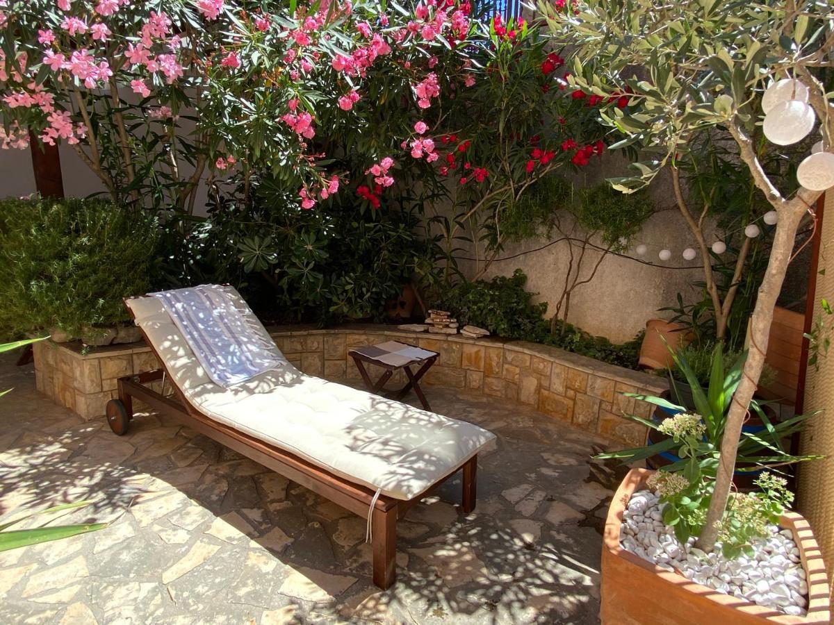 Apartmani Perić Stari Grad  Bagian luar foto